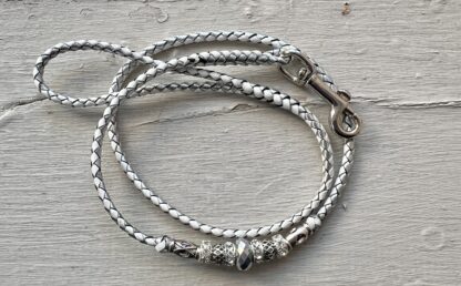 White & Silver kangaroo show lead with Silver beads