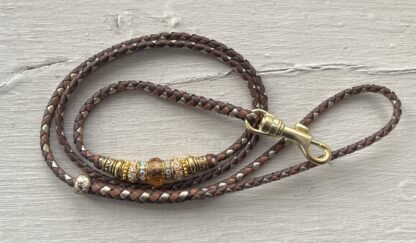 Chestnut, Light Brown & Light Gold kangaroo show lead with Gold beads - Image 3